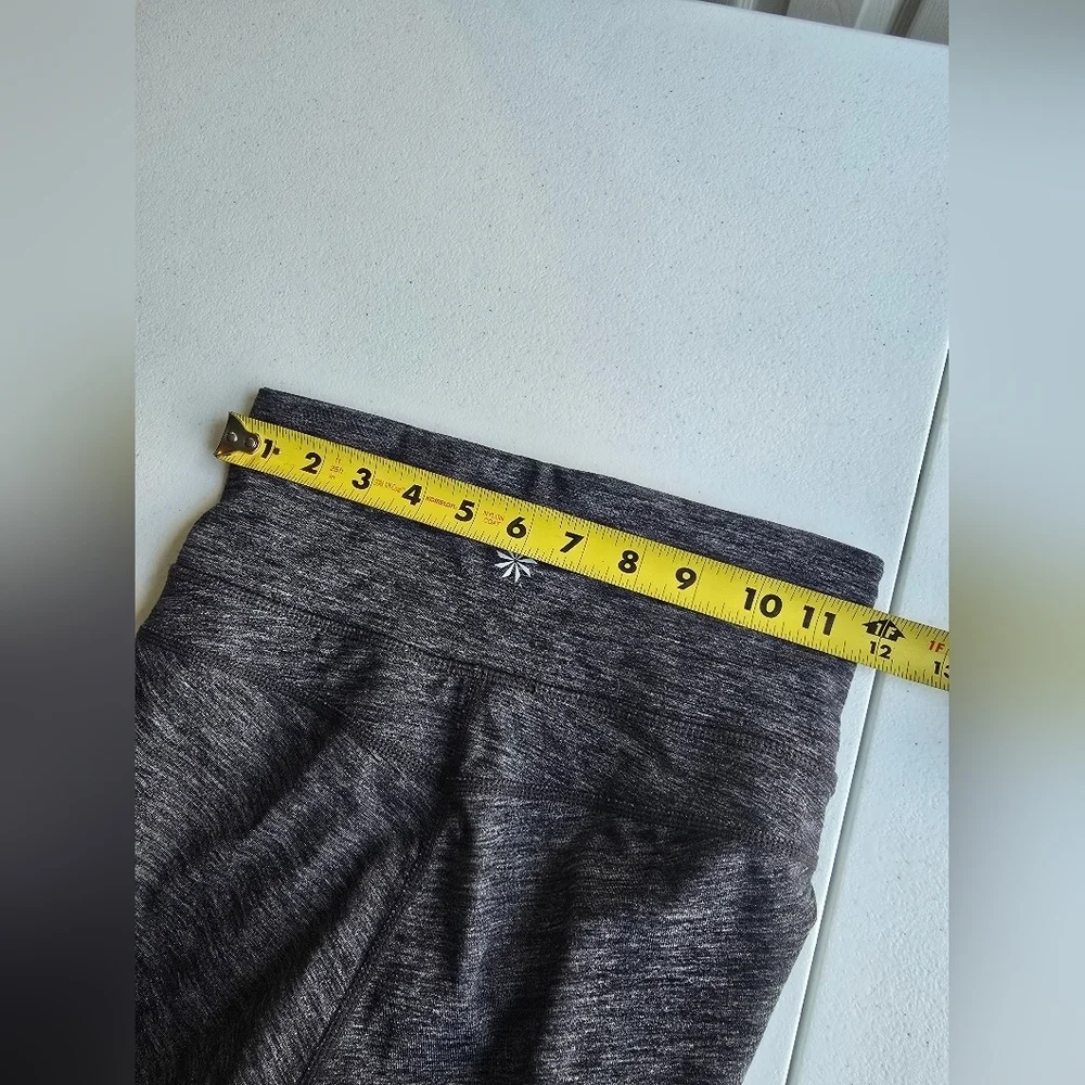 Athleta Gray Leggings with Stretchy Fit and Wide Waistband size xxs